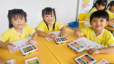🌸 Tay xinh sáng tạo – Lớp học thêm xinh 🌸