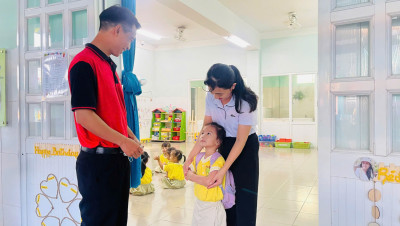 🌷 “Một ngày cùng con” – Hành trình yêu thương tại Mầm non Tuổi Xanh🌷