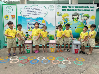 BÉ LỚP LÁ 3 TẬP PHÂN LOẠI RÁC – GIÁO DỤC Ý THỨC BẢO VỆ MÔI TRƯỜNG