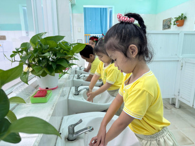 RỬA TAY ĐÚNG CÁCH – BÉ KHỎE MẠNH MỖI NGÀY