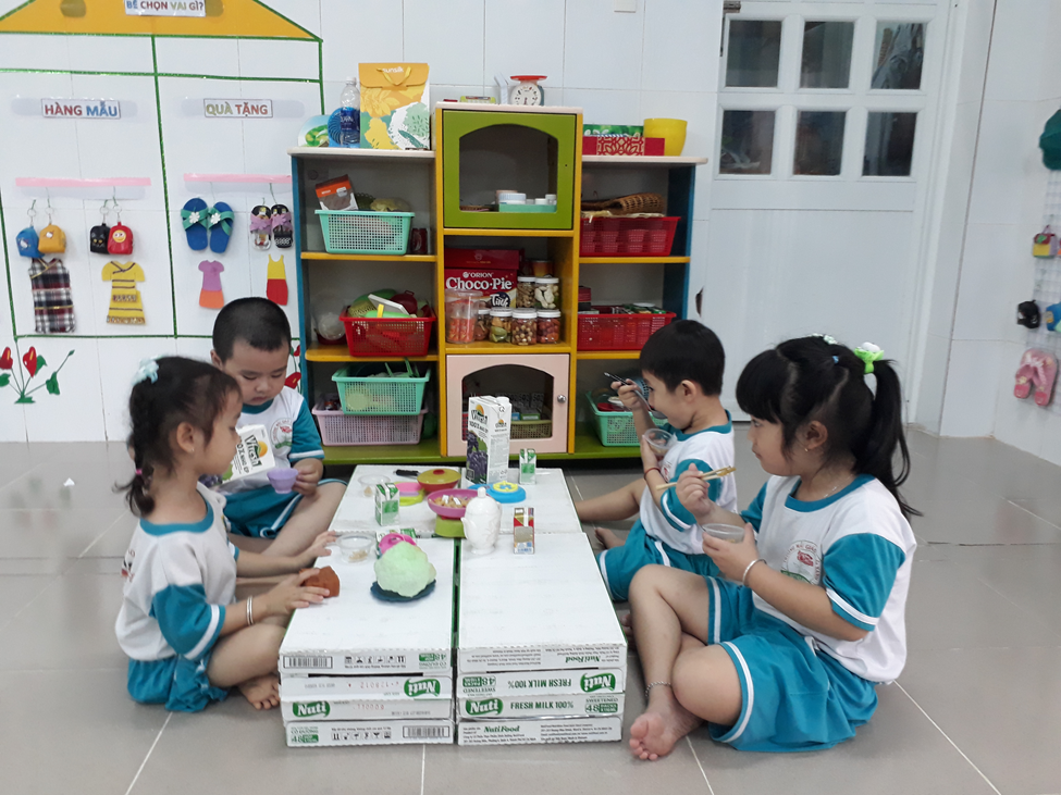 Hoạt động vui chơi giúp trẻ phát triển toàn diện