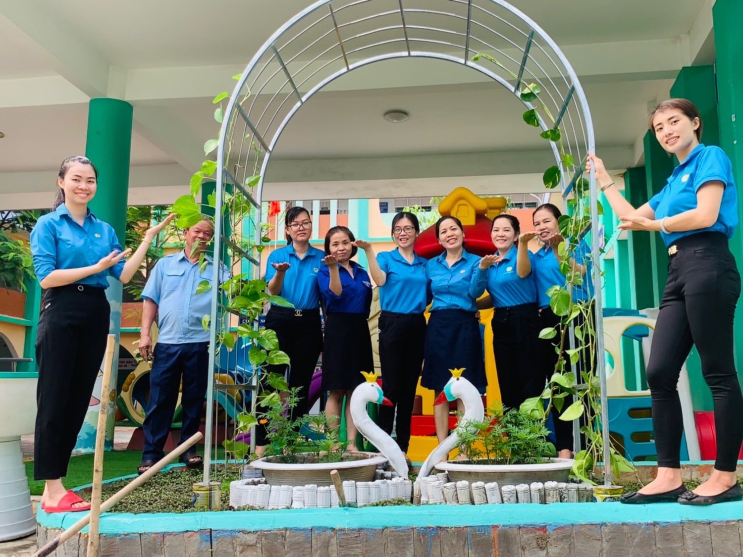 Trồng cây xanh – hành động vì môi trường xanh, sạch đẹp