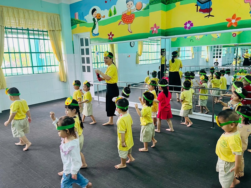 Dạy hát: Quả