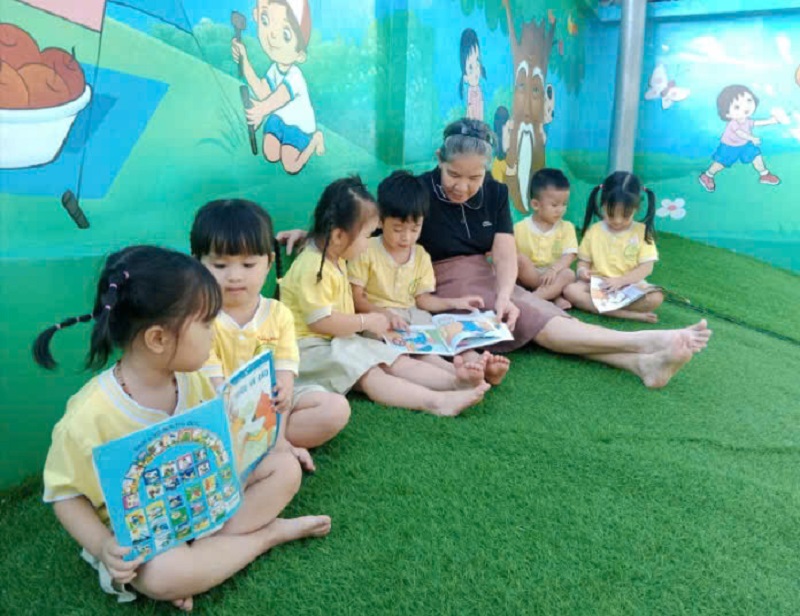 TRANG SÁCH EM YÊU
