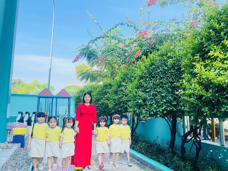 Cuộc thi "DUYÊN DÁNG ÁO DÀI - GẮN KẾT YÊU THƯƠNG"