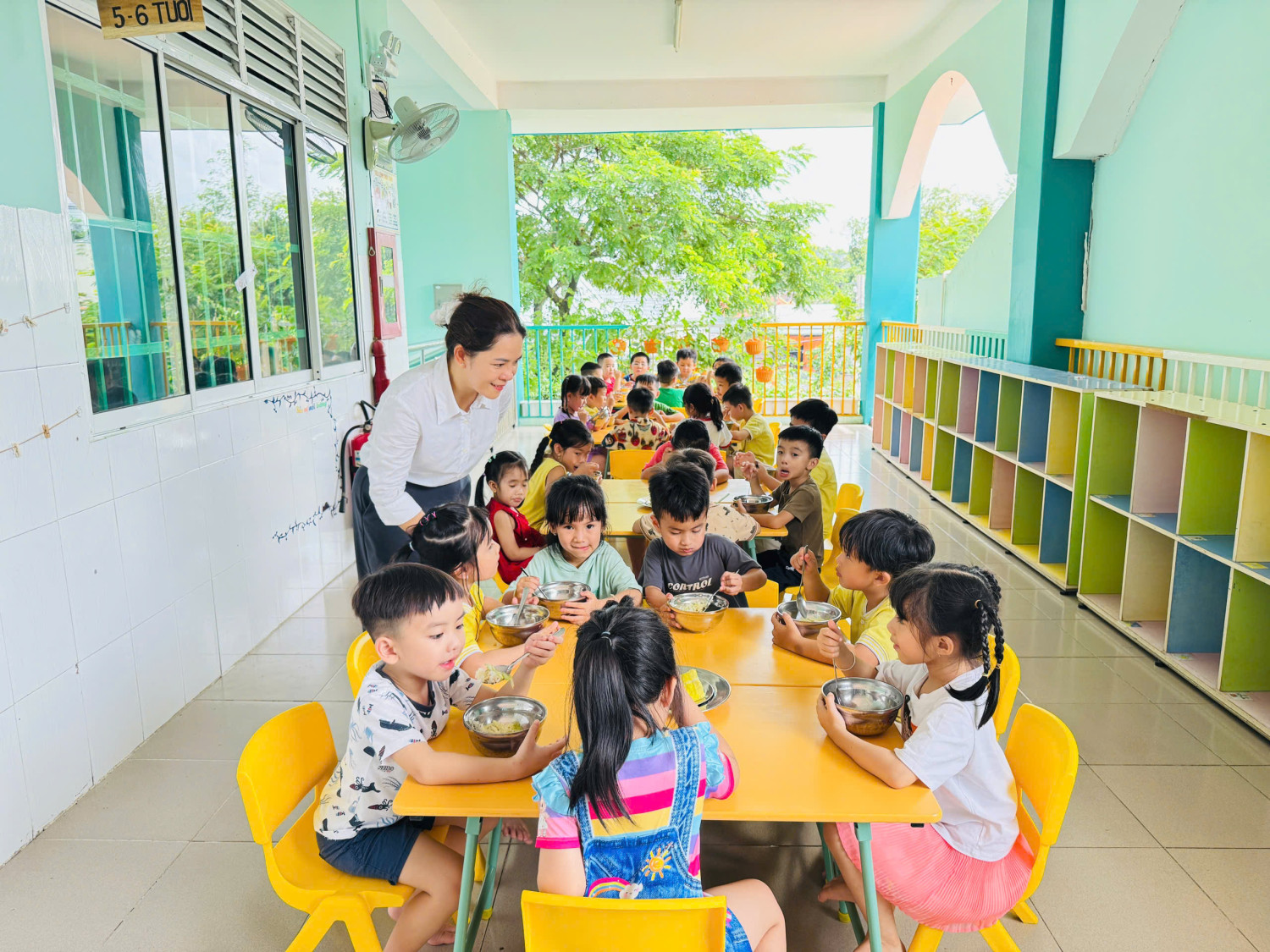 Bữa ăn dinh dưỡng tại Mầm non Tuổi Xanh! 🥦🥕