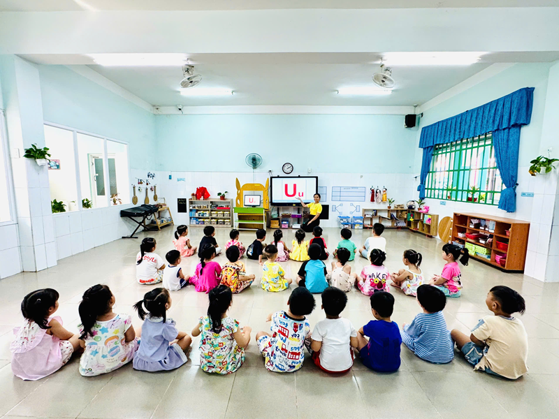 CHỮ "U" ĐÁNG YÊU