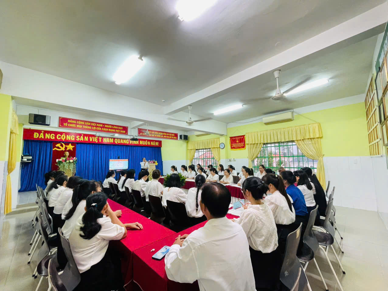 z7235745191045 7d702099d4e84165b2b98adef7f3d42f