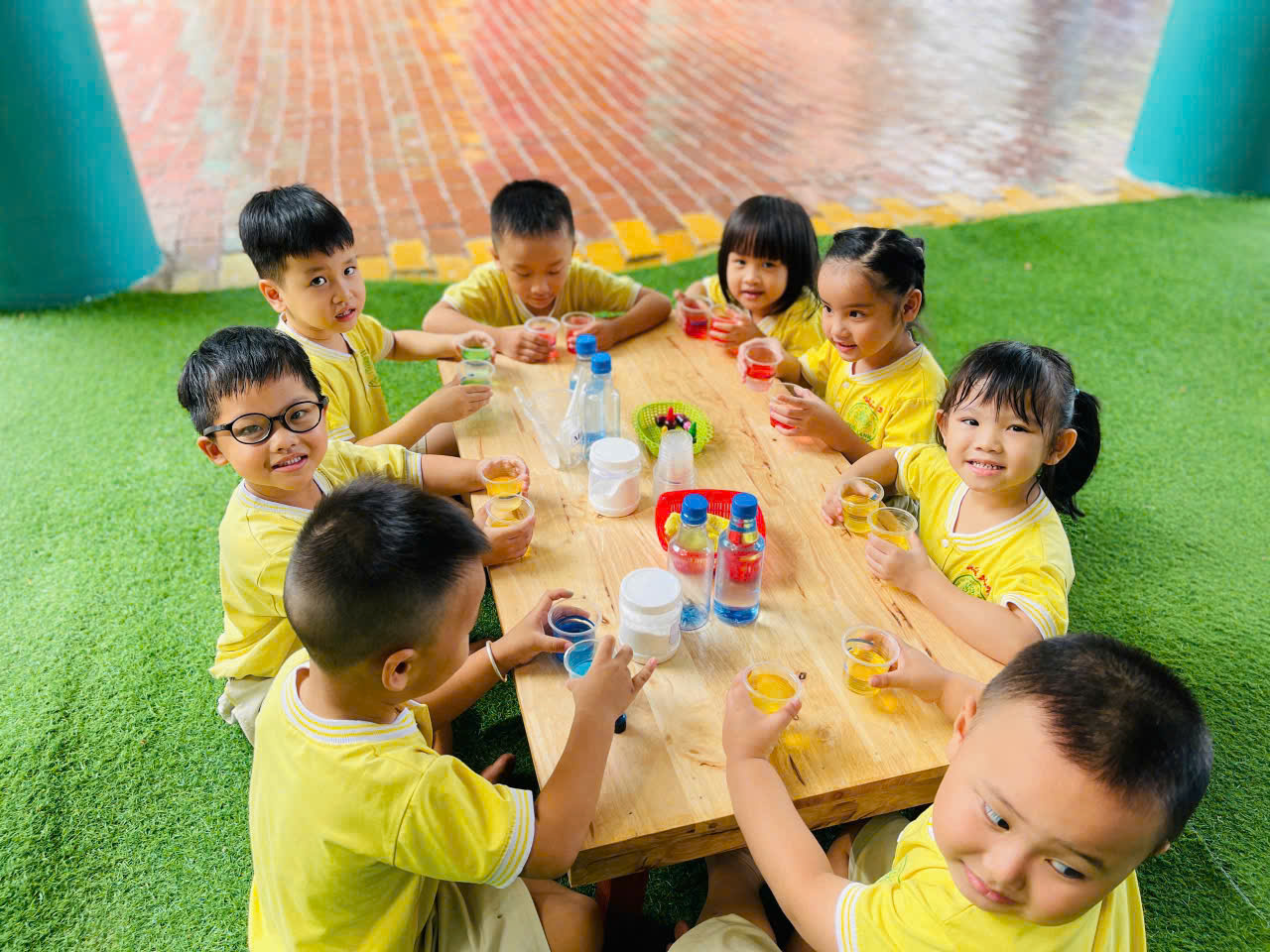 HOẠT ĐỘNG KHÁM PHÁ- THỬ  NGHIỆM