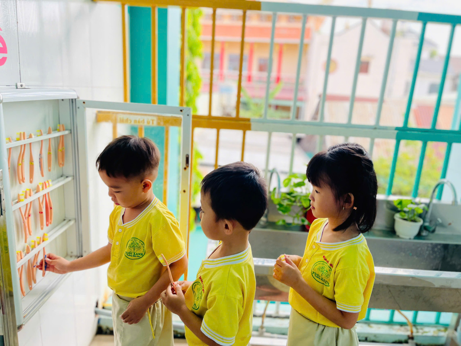 z7413389148709 11e8aa9cda923293fbf5d73833dbaf8c