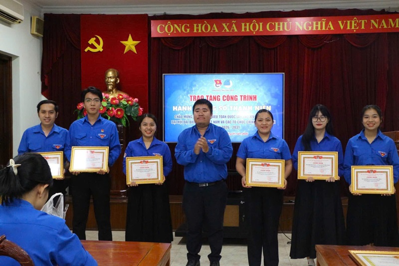 z7422384846287 7face24a1c0516bba069f7209a03edf2