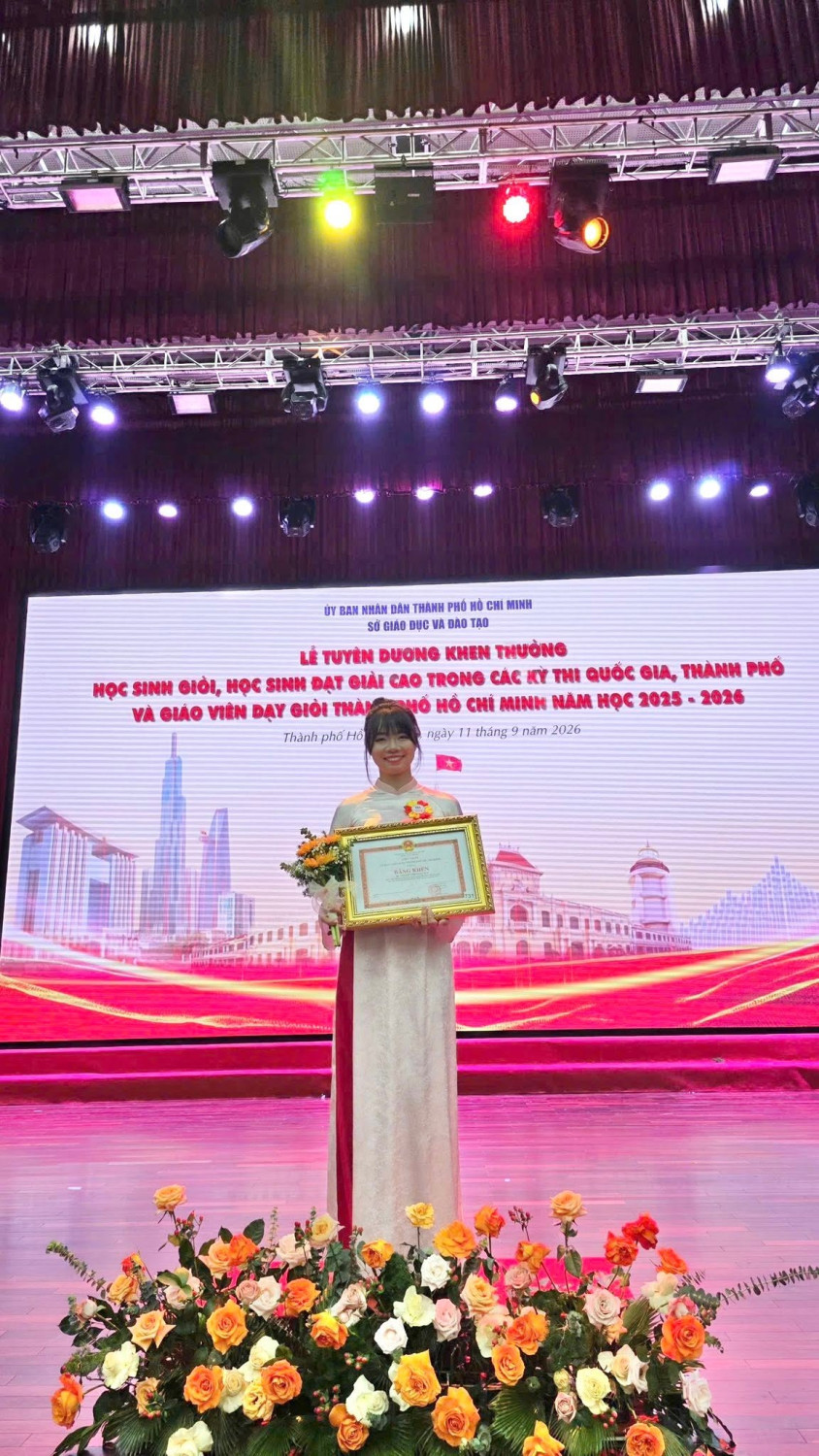 CÔ NGUYỄN THỊ NGỌC MAI – GIÁO VIÊN TRƯỜNG MẦM NON TUỔI XANH VINH DỰ NHẬN BẰNG KHEN CỦA CHỦ TỊCH UBND THÀNH PHỐ HỒ CHÍ MINH✨ - Đạt Giải Nhất Hội thi Giáo viên dạy giỏi giáo dục mầm non Thành phố Hồ Chí Minh năm học 2025–2026*